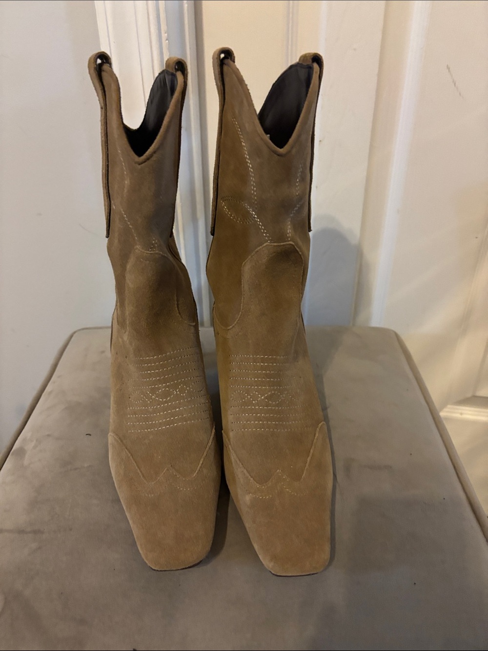 Women’s Tan Steve Madden Suede Square-Toe Western Boots
